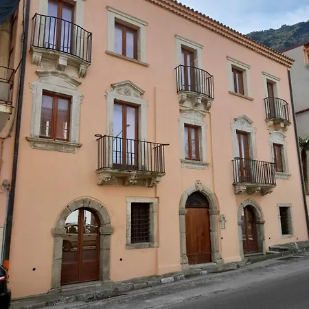 Live & Dream Salina Trilocale 1 Piano Apartment Scilla